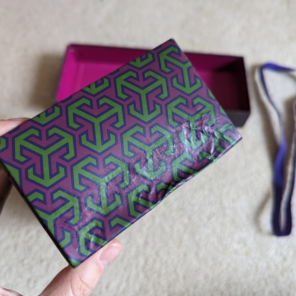 Tory Burch Shoe Box - Picture 4 of 4
